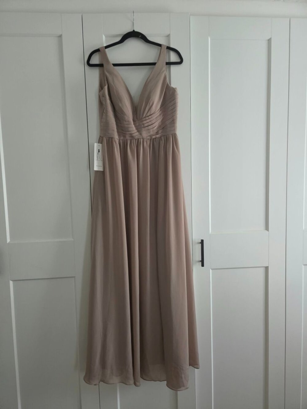 Women's Size 8 Wear Your Love Taupe Formal Dress